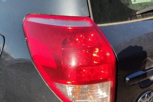 Fanale posteriore sinistro TOYOTA RAV 4 del 2006