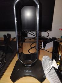 Porta cuffie e caricatore