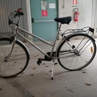 Bicicletta da donna/ ragazza