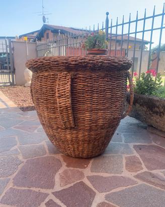 cesto vimini per giardino