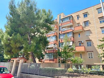 4 LOCALI A BARI