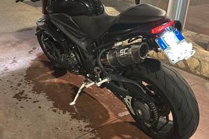 Triumph speed triple 2011