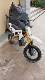 Pit Bike 110cc 4 Marce Semiautomatica (Senza Fri