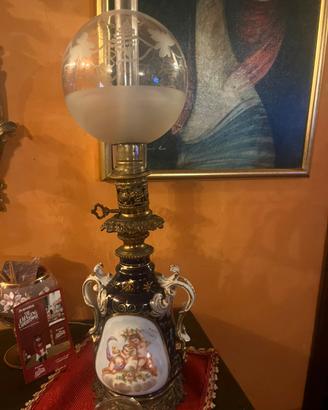 Lampada a olio elletrificata