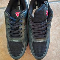 Scarpa da ginnastica ducati