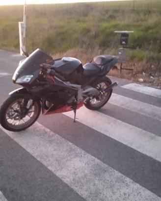 Aprilia RS 125 LEGGERE DESCRIZIONE 