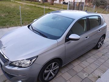 Peugeot 308 1.2 thp
