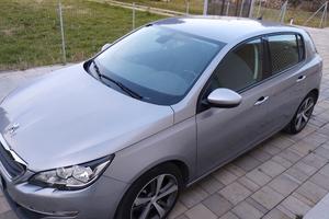 Peugeot 308 1.2 thp