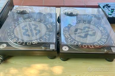 Coppia Giradischi Technics 1210 MKII