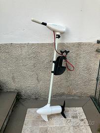 Motore elettrico fuoribordo