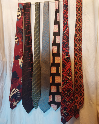 7 cravatte da collezione anni 60/70 seta,vari tess