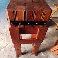 TAVOLO BATTITORE MACELLAIO COMPATTO