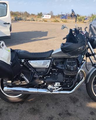 Moto Guzzi V9 Roamer