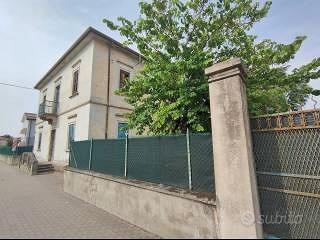 Villa singola con ampio terreno