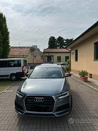 Audi Q3 2.0 TDI 150 CV s-line quattro S-tronic