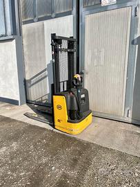 transpallet a colonna, elevatore marca OM 12 q.li