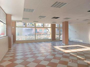 NEGOZIO A LUMEZZANE