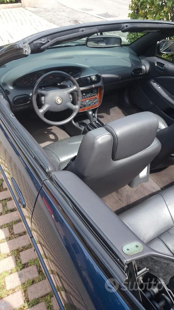 Chrysler Stratus 1999 photo 2