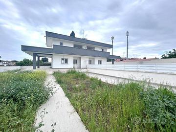 Villa di 76 m² con 2 locali a Roma