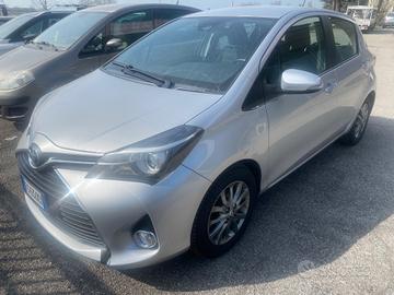 Toyota Yaris 1.0 5 porte Active