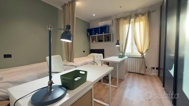 1 posto letto in doppia solo studentessa metro a