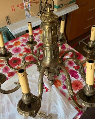 Lampadari e appliques in ottone anni 60/70