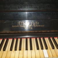 Pianoforte  a coda verticale