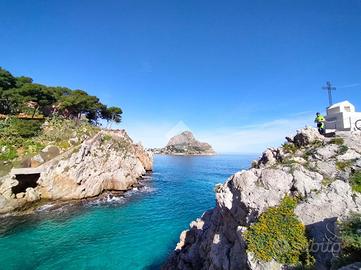 3 LOCALI A SANTA FLAVIA