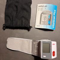 Misuratore pressione da polso BRAUN