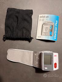 Misuratore pressione da polso BRAUN