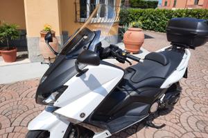 Yamaha Tmax 530