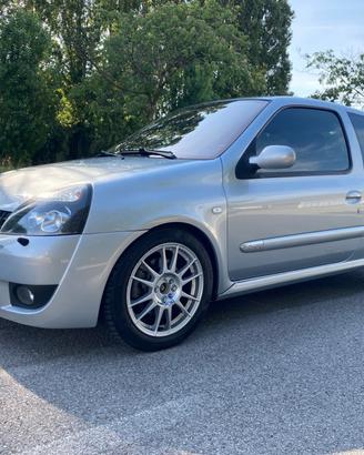 Renault Clio 2.0 16V cat 3 porte Sport