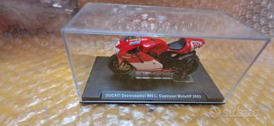 Ducati Desmosedici Loris Capirossi 