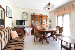 CASA INDIPENDENTE A ATRI