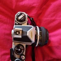 fotocamera  Nikon FE2