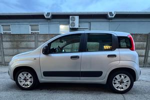 Fiat Panda con carrello appendice e 4 cerchi agg.
