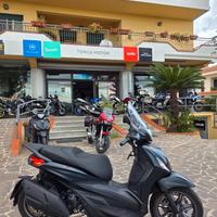 Piaggio Beverly 400 S 1300km.