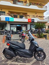 Piaggio Beverly 400 S 1300km.