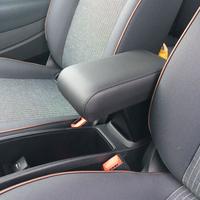 Bracciolo portaoggetti per Fiat 500E elettrica