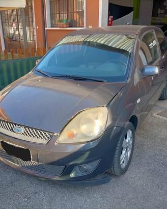 Ford Fiesta 1.2 GHIA