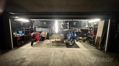 Garage box moto/scooter infernetto