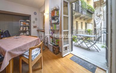 TRILOCALE DI 100 MQ. CON GRAZIOSO TERRAZZO!