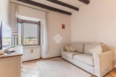 2 LOCALI A BRACCIANO
