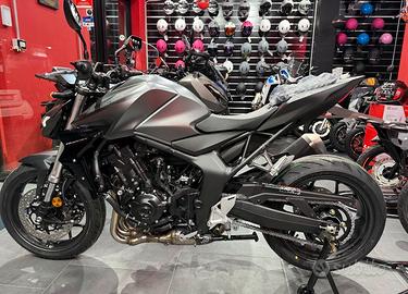 Honda Hornet 1000 cilindrata