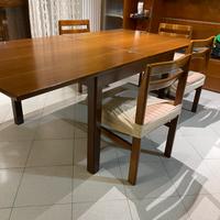 Tavolo in legno + 4 sedie allungabile