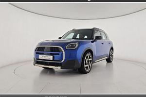 MINI Countryman Mini 2.0 48V D Favoured auto