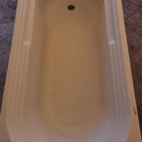 vasca da bagno in vetroresina