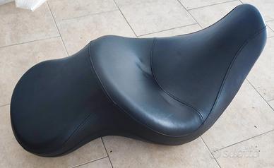 sella + Tank Bib+ fascia passeggero per Softail
