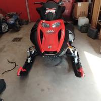 Motoslitta Ski Doo Summit Highmark 1000