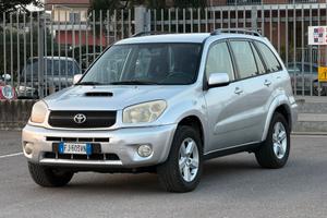 toyota raf 4 2.0 disel 4x4 